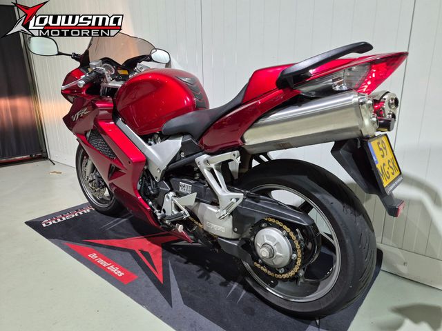 honda - vfr-800-fi-vtec