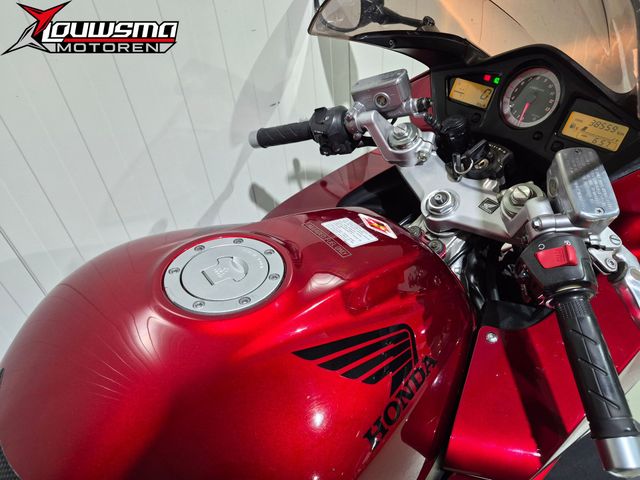 honda - vfr-800-fi-vtec