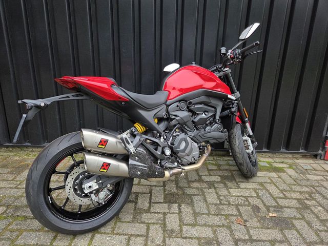 ducati - monster-797--