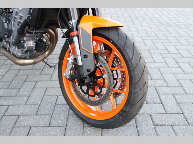 ktm - 890-duke-gp