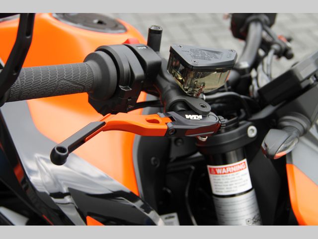 ktm - 890-duke-gp