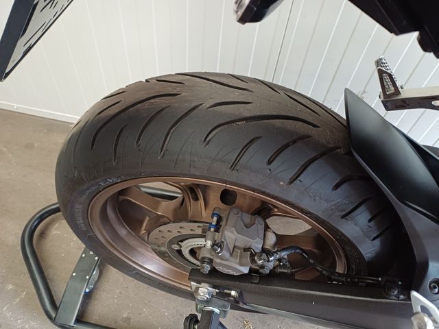 honda - cb-650-r