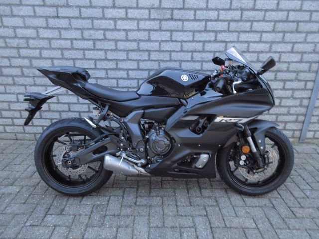yamaha - yzf-r7