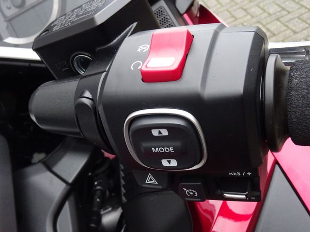 honda - gl-1800-goldwing