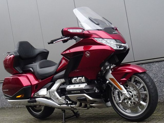 honda - gl-1800-goldwing