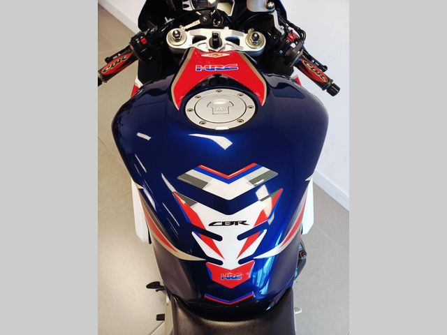 honda - cbr-1000-rr-fireblade