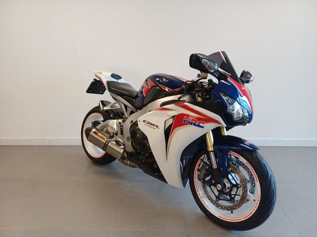 honda - cbr-1000-rr-fireblade