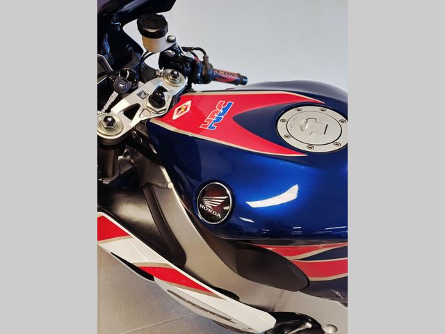 honda - cbr-1000-rr-fireblade