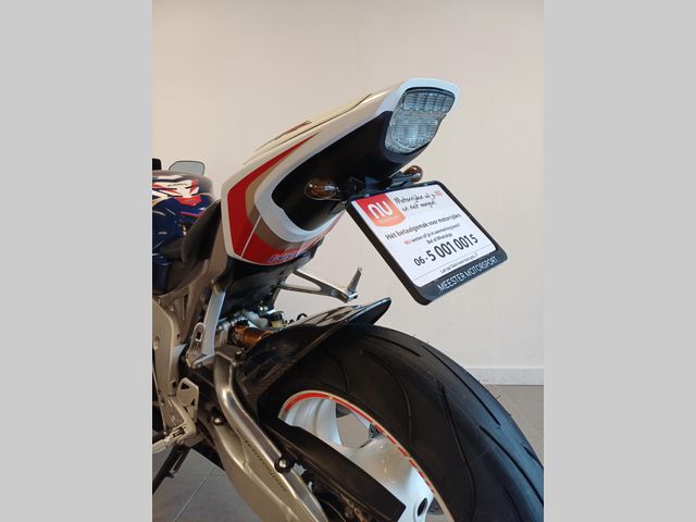 honda - cbr-1000-rr-fireblade