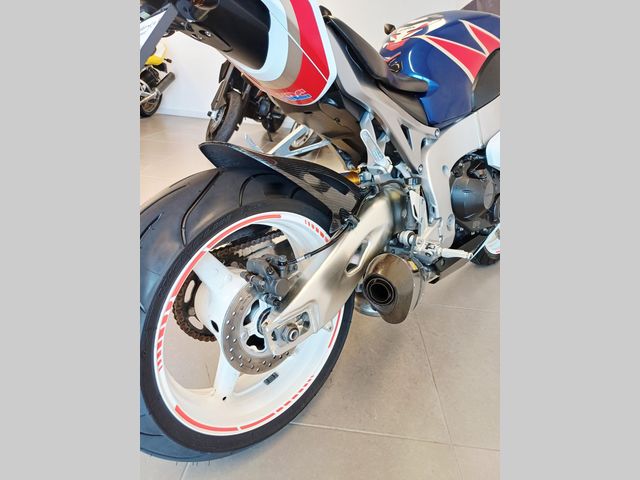 honda - cbr-1000-rr-fireblade