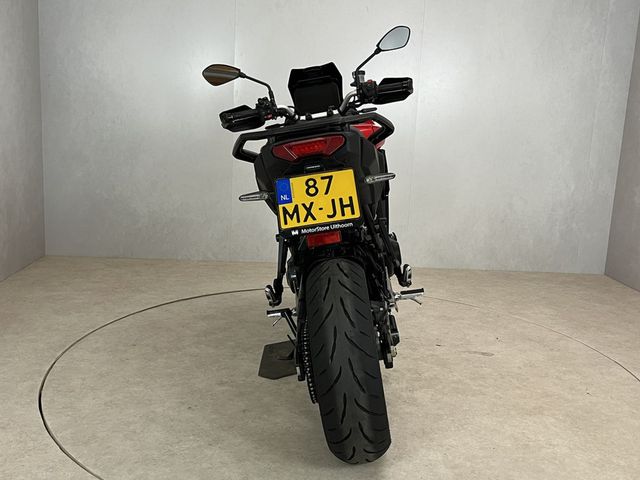 yamaha - tracer-9