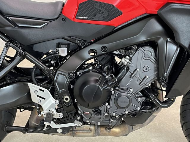 yamaha - tracer-9