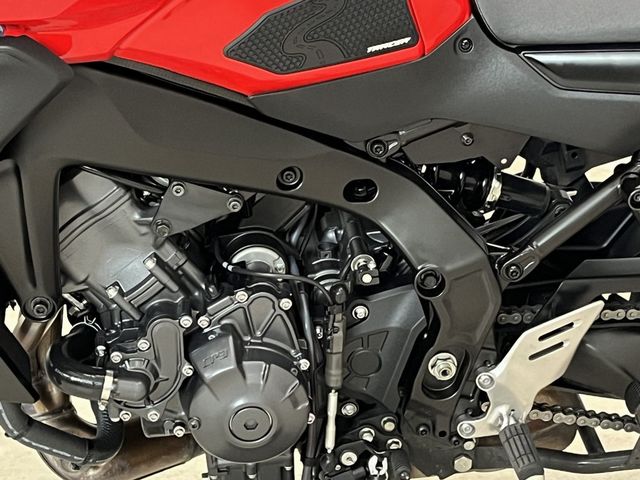 yamaha - tracer-9