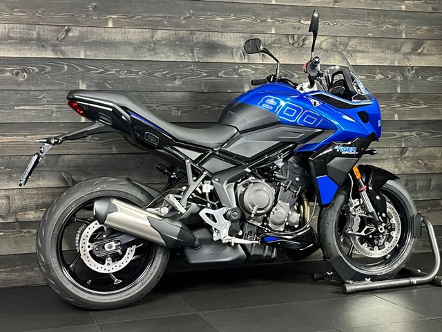 triumph - tiger-800-sport