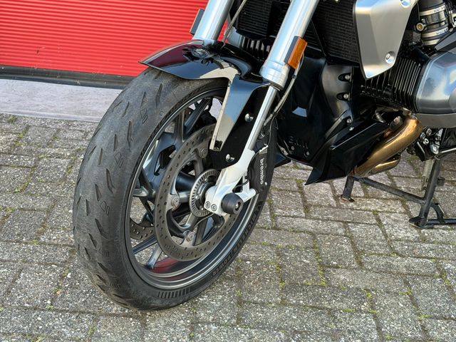 bmw - r-1250-r