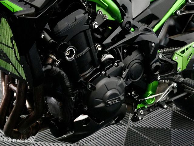 kawasaki - z900-performance