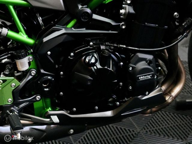 kawasaki - z900-performance
