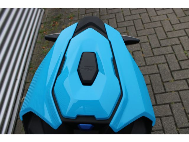 bmw - s-1000-r