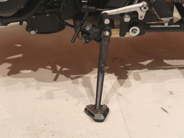 kawasaki - z900