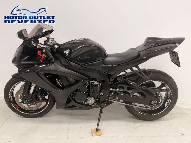 suzuki - gsx-r-600