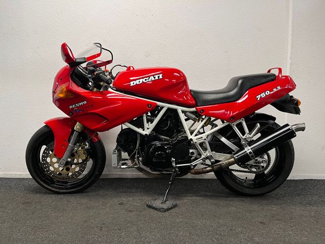 ducati - 750-ss