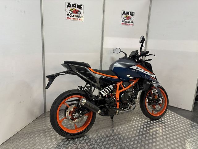 ktm - 390-duke-abs