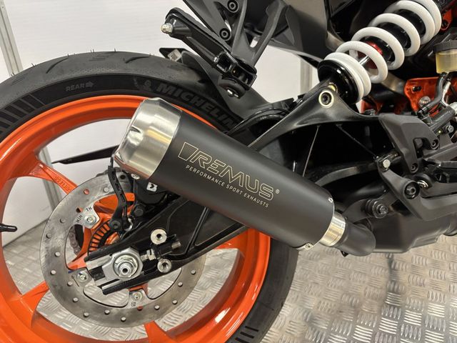 ktm - 390-duke-abs