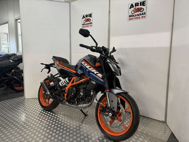 ktm - 390-duke-abs