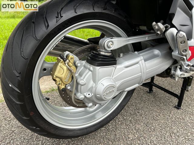 moto-guzzi - norge-1200-gt