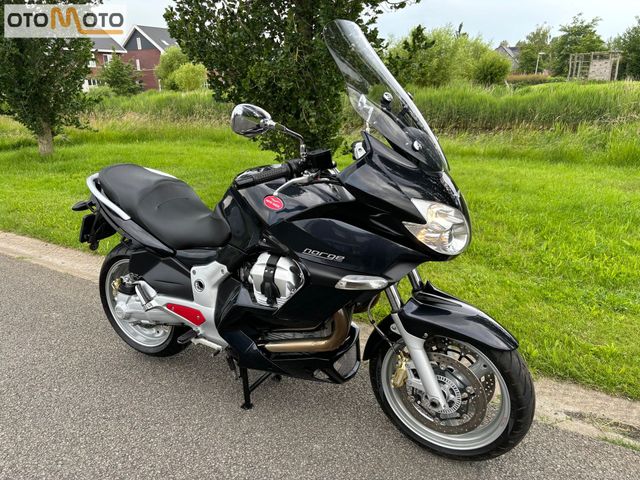 moto-guzzi - norge-1200-gt