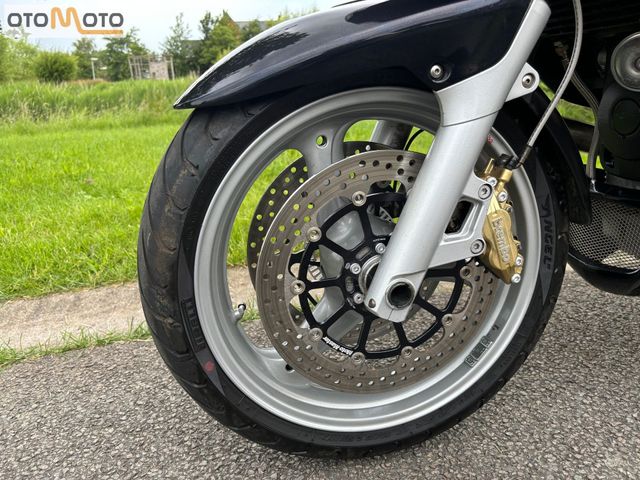 moto-guzzi - norge-1200-gt