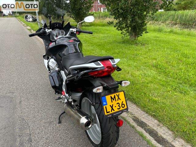 moto-guzzi - norge-1200-gt