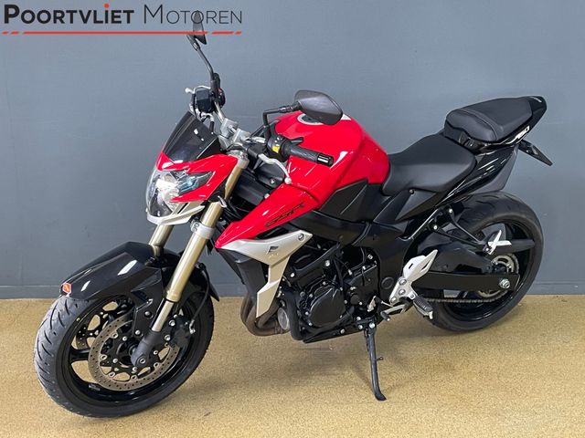 suzuki - gsr-750