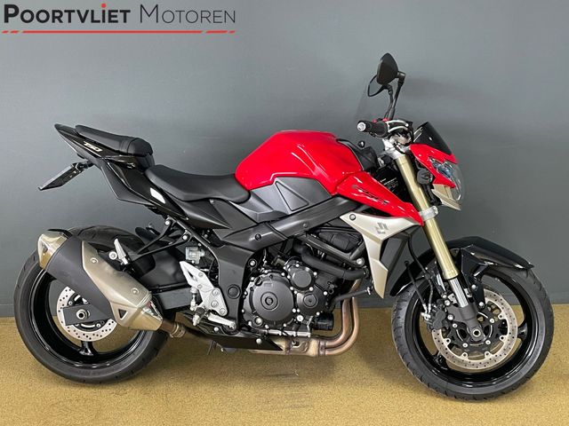 suzuki - gsr-750