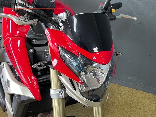 suzuki - gsr-750