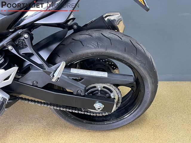 suzuki - gsr-750