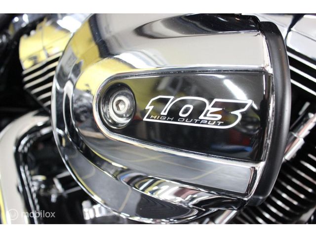 harley-davidson - road-king-classic-flhrc