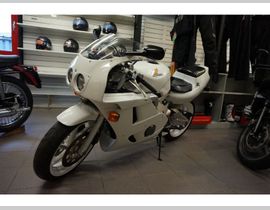 Honda CBR 400 RR 1989 occasion
