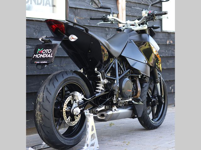 ktm - 690-duke