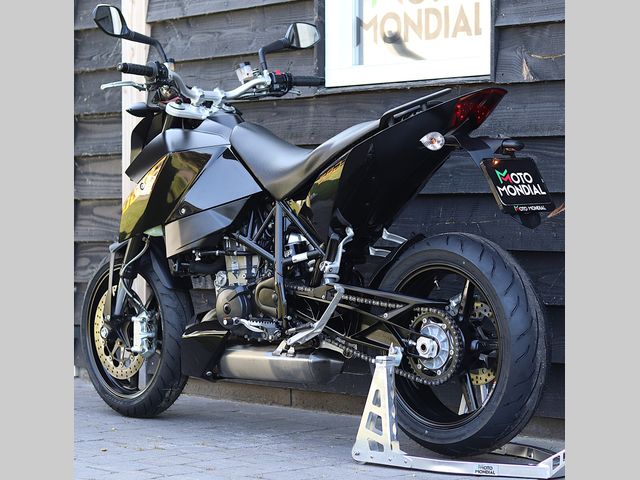 ktm - 690-duke