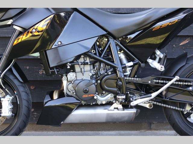 ktm - 690-duke