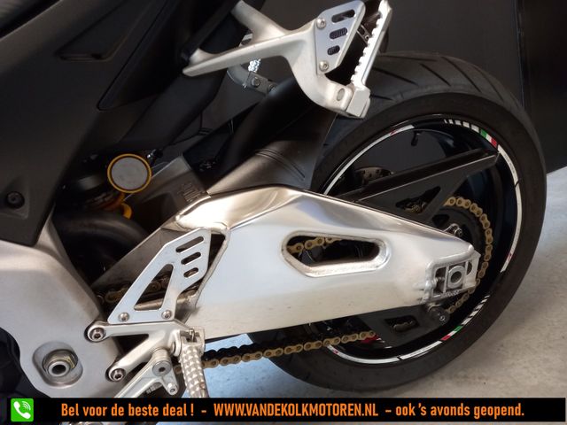 aprilia - tuono-v4-r-aprc