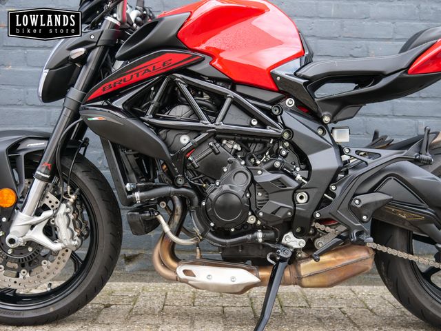 mv-agusta - brutale-800-rosso