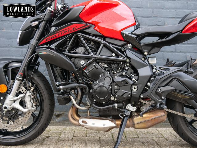 mv-agusta - brutale-800-rosso