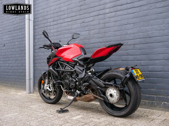 mv-agusta - brutale-800-rosso