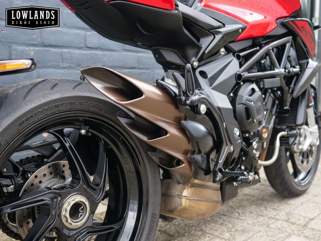 mv-agusta - brutale-800-rosso