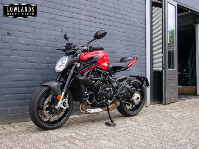 mv-agusta - brutale-800-rosso