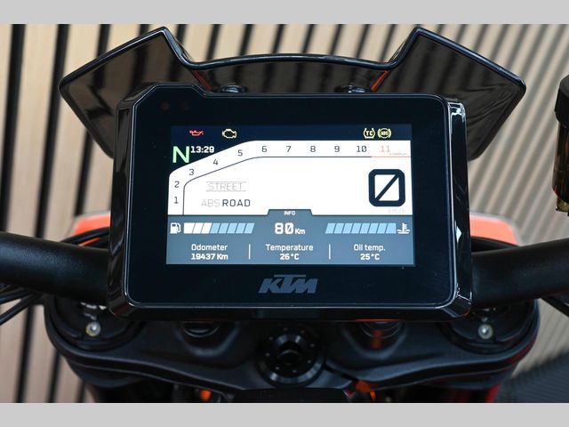 ktm - 1290-super-duke-r