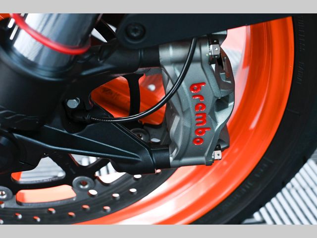 ktm - 1290-super-duke-r