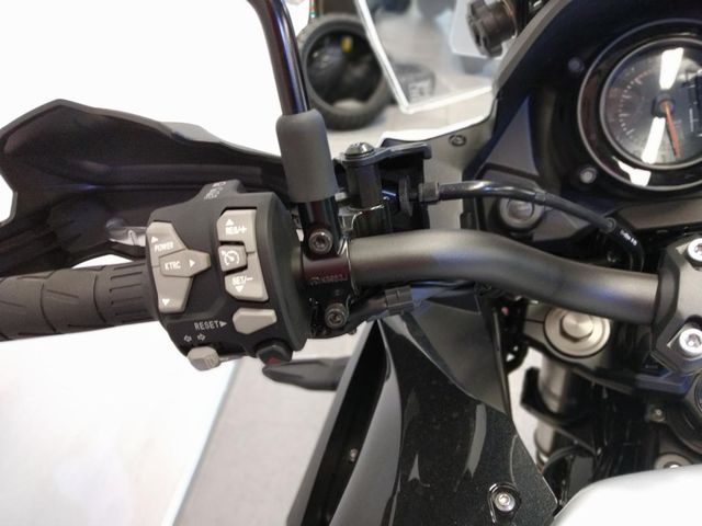 kawasaki - versys-1000